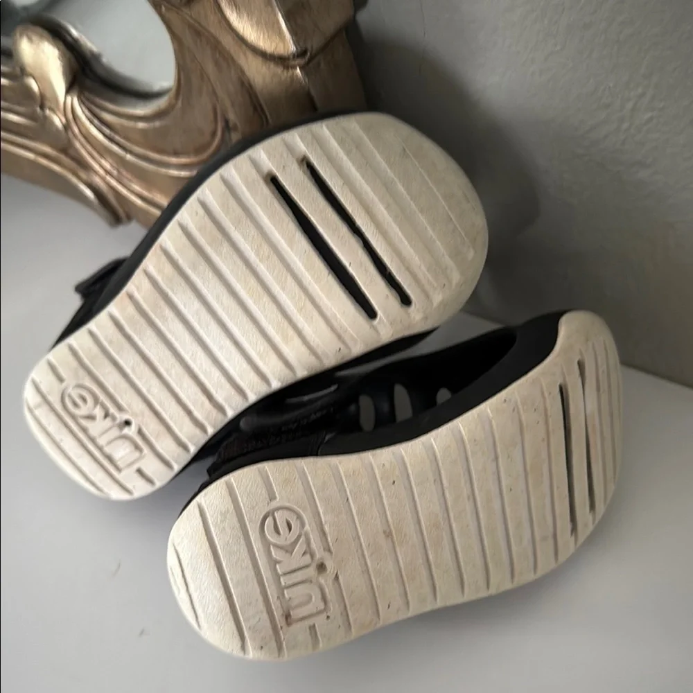 Nike Black Sunray Protect 3 Unisex Sandals
